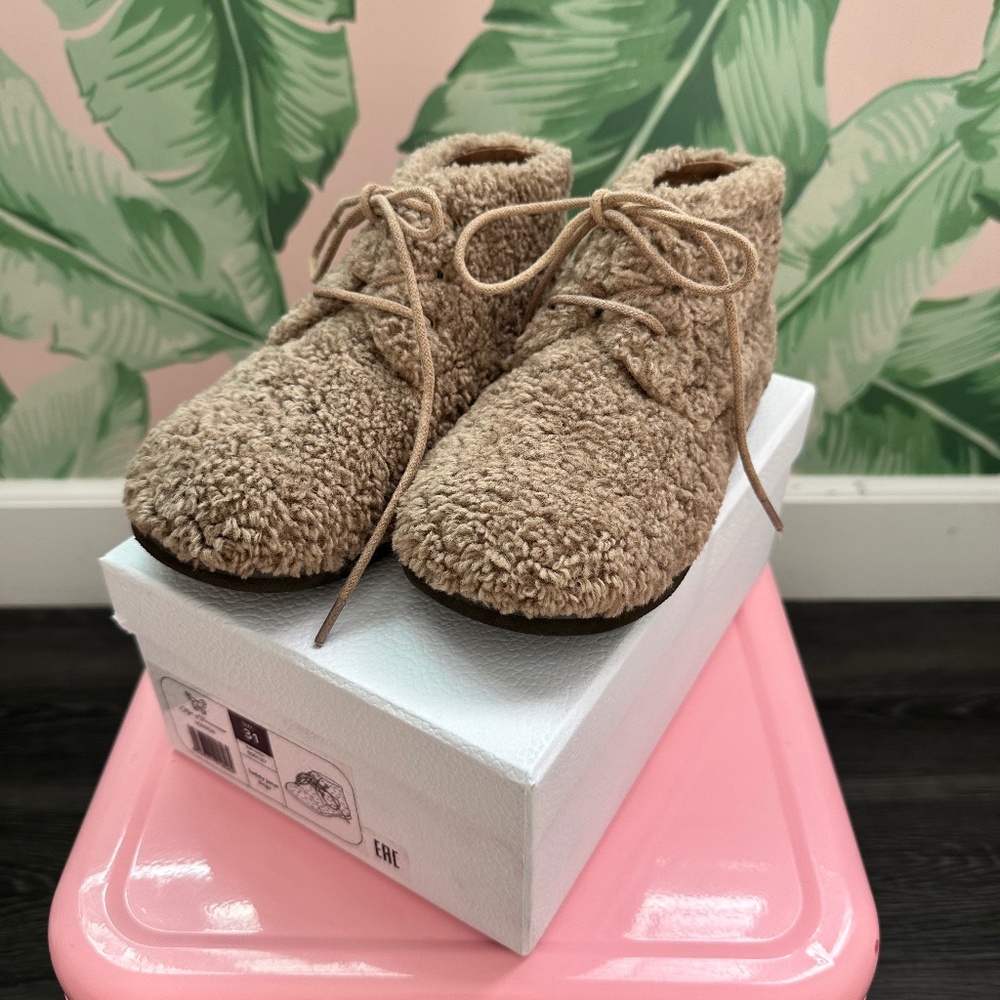 Age of Innocence London girls Teddy Jane boots Size UE 31/US 13